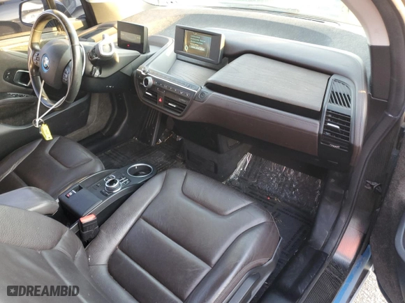 2017 BMW i3 with VIN WBY1Z6C50HV548131, listed as a Copart auction lot 42524875 with 86,744 mi miles and Salvage Title. Bid and sale history available at carsss.com. Image 8.