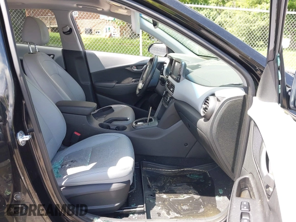 2020 Hyundai Kona Limited z VIN KM8K33A52LU591422, wystawiony jako IAAI lot #42324828 z przebiegiem 59 957 mil mil oraz . Historia ofert i sprzedaży dostępna na DreamBid. Obrazek 5.