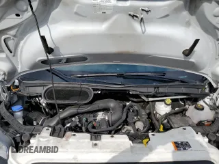 2022 Ford Transit Cargo z VIN 1FTBR1X85NKA58035, wystawiony jako Copart lot #55454515 z przebiegiem 90 769 mil mil oraz Szkoda całkowita • Salvage title. Historia ofert i sprzedaży dostępna na DreamBid. Obrazek 12.