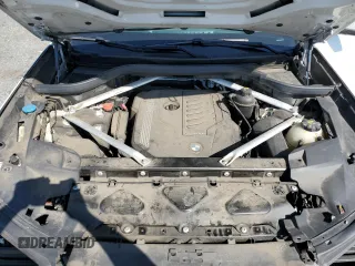 2019 BMW X7 xDrive40i with VIN 5UXCW2C50KL086103, listed as a Copart auction lot 48360425 with 151,031 mi miles and Salvage Title. Bid and sale history available at carsss.com. Image 12.