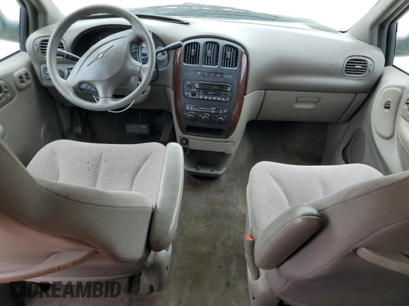 2003 Chrysler Town & Country with VIN 2C4GP24R73R339010, listed as a Copart auction lot 56393724 with 166,361 mi miles and Salvage Title. Bid and sale history available at carsss.com. Image 8.