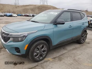 2024 Kia Seltos S z VIN KNDEUCAA6R7664973, wystawiony jako Copart lot #48178025 z przebiegiem 13 420 mil mil oraz Szkoda całkowita • Salvage title. Historia ofert i sprzedaży dostępna na DreamBid. Obrazek 1.