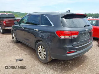 2017 Kia Sorento LX with VIN 5XYPG4A56HG230935, listed as a IAAI auction lot 42593196 with 127,425 mi miles and . Bid and sale history available at DreamBid. Image 3.