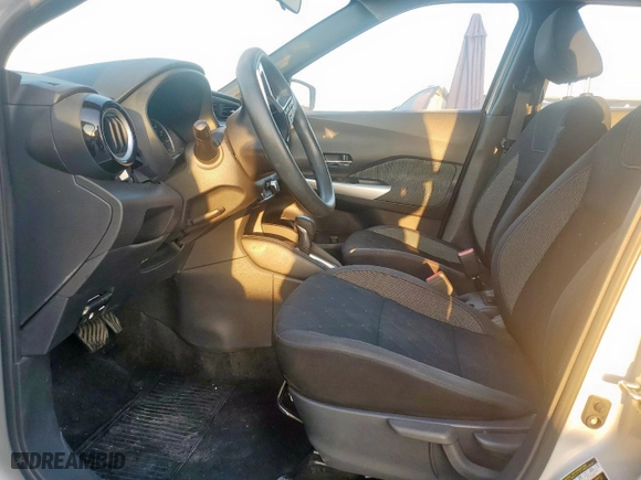 2020 Nissan Kicks SV with VIN 3N1CP5CV5LL484299, listed as a Copart auction lot 53081645 with 77,315 mi miles and Salvage Title. Bid and sale history available at carsss.com. Image 7.