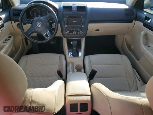 2010 Volkswagen Jetta SE with VIN 3VWRX7AJ1AM048637, listed as a Copart auction lot 57045965 with 158,297 mi miles and Salvage title. Bid and sale history available at DreamBid. Image 8.