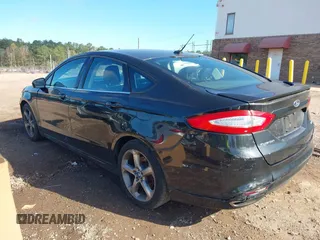 2013 Ford Fusion SE with VIN 3FA6P0H92DR160983, listed as a IAAI auction lot 40765682 with 204,247 mi miles and . Bid and sale history available at DreamBid. Image 3.