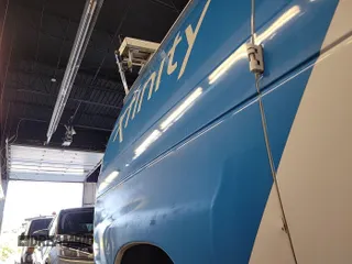 2013 Ford Econoline Cargo Commercial with VIN 1FTNE2EL1DDB26372, listed as a IAAI auction lot 42787142 with 117,378 mi miles and . Bid and sale history available at DreamBid. Image 11.