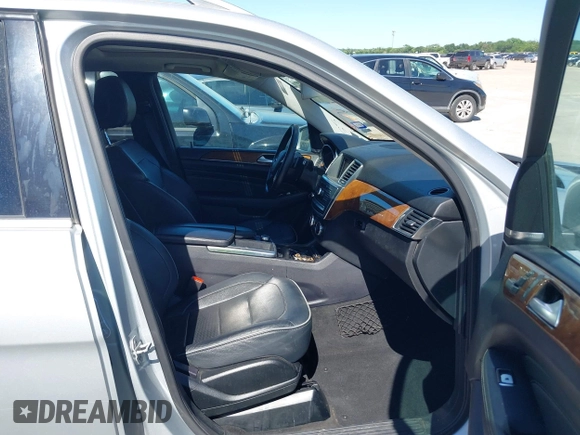 2012 Mercedes-Benz M 350 with VIN 4JGDA5HB4CA061749, listed as a IAAI auction lot 42312603 with 172,246 mi miles and . Bid and sale history available at DreamBid. Image 5.