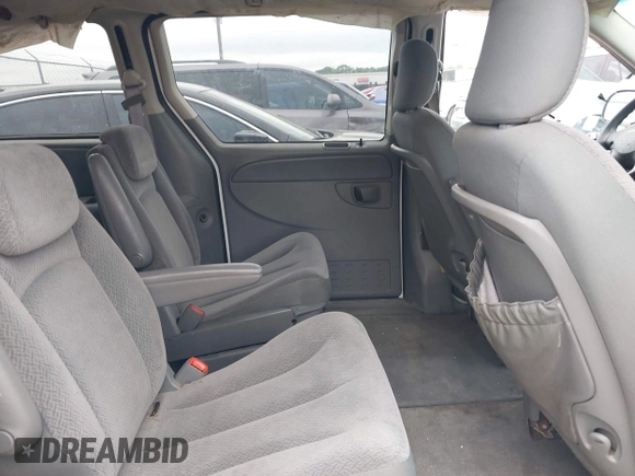 2005 Chrysler Town & Country LX with VIN 2C4GP44RX5R590022, listed as a IAAI auction lot 42058881 with 191,272 mi miles and . Bid and sale history available at DreamBid. Image 8.