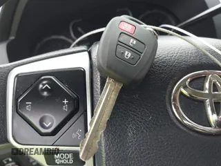 2019 Toyota Tundra SR with VIN 5TFRM5F13KX134892, listed as a IAAI auction lot 42354219 with 47,543 mi miles and . Bid and sale history available at DreamBid. Image 11.