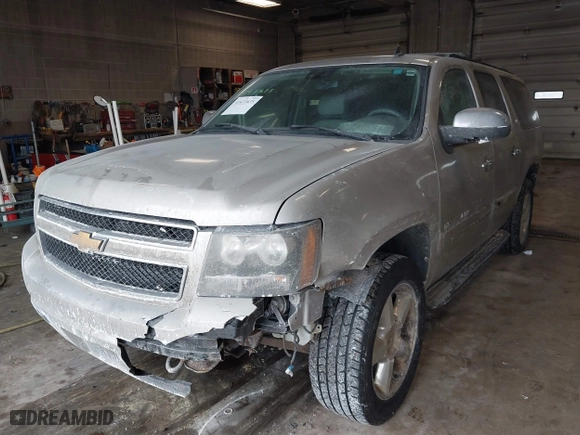 2007 Chevrolet Suburban LT with VIN 1GNFK16357J355897, listed as a IAAI auction lot 41433635 with 265,719 mi miles. Bid and sale history available at carsss.com. Image 17.