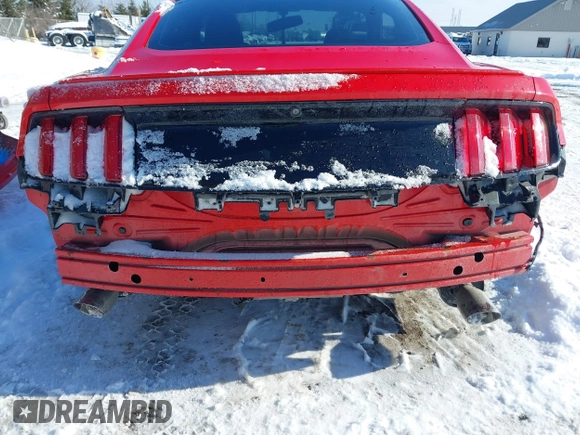 2015 Ford Mustang V6 z VIN 1FA6P8AM4F5314998, wystawiony jako IAAI lot #41292456 z przebiegiem 160 692 mil mil oraz . Historia ofert i sprzedaży dostępna na DreamBid. Obrazek 19.
