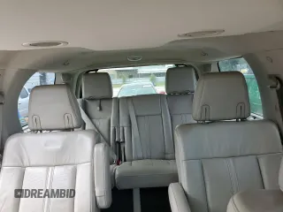 2016 Lincoln Navigator Select z VIN 5LMJJ2HT4GEL09228, wystawiony jako Copart lot #56006535 z przebiegiem 157 100 mil mil oraz Szkoda całkowita • Salvage title. Historia ofert i sprzedaży dostępna na DreamBid. Obrazek 10.