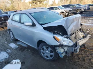 2010 Toyota Matrix z VIN 2T1KU4EE9AC461228, wystawiony jako Copart lot #44038015 z przebiegiem Nie podano mil oraz Tytuł czysty. Historia ofert i sprzedaży dostępna na DreamBid. Obrazek 4.