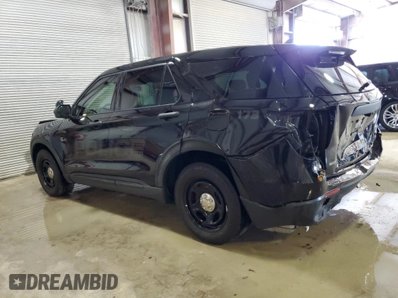 2022 Ford Police Interceptor Utility z VIN 1FM5K8AB6NGB80481, wystawiony jako Copart lot #80302194 z przebiegiem 12 744 mil mil oraz Czysty tytuł • Clean title. Historia ofert i sprzedaży dostępna na DreamBid. Obrazek 2.