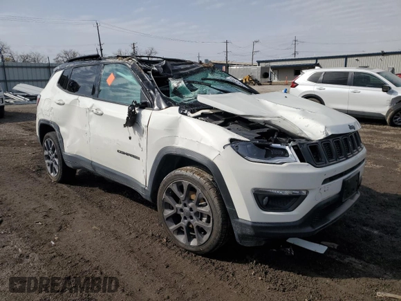2019 Jeep Compass High Altitude with VIN 3C4NJDCB0KT672721, listed as a Copart auction lot 49393495 with 90,630 mi miles and Salvage title. Bid and sale history available at DreamBid. Image 4.