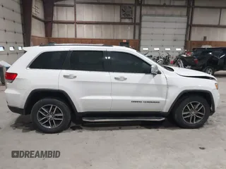 2018 Jeep Grand Cherokee Limited with VIN 1C4RJFBGXJC475110, listed as a IAAI auction lot 41858278 with 117,811 mi miles and . Bid and sale history available at DreamBid. Image 13.