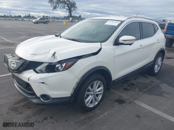 2018 Nissan Rogue Sport S with VIN JN1BJ1CR0JW284124, listed as a IAAI auction lot 41505481 with 61,120 mi miles. Bid and sale history available at carsss.com. Image 2.