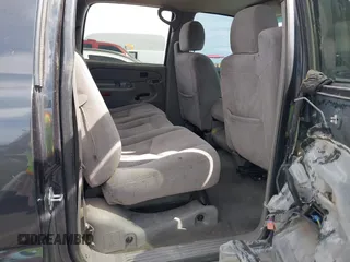 2005 Chevrolet Avalanche LS z VIN 3GNEC12Z25G157070, wystawiony jako IAAI lot #41885755 z przebiegiem 188 979 mil mil oraz . Historia ofert i sprzedaży dostępna na DreamBid. Obrazek 8.
