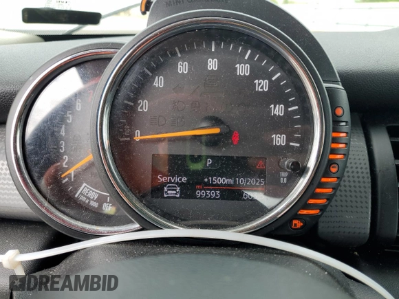 2017 MINI Hardtop Cooper with VIN WMWXP5C50H3B77981, listed as a Copart auction lot 54596525 with 99,393 mi miles and Salvage Title. Bid and sale history available at DreamBid. Image 9.