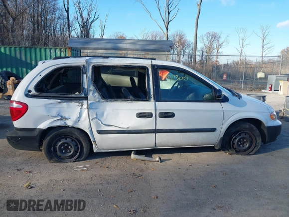 2005 Dodge Caravan SE with VIN 1D4GP25R45B305819, listed as a IAAI auction lot 41011300 with 229,466 mi miles and . Bid and sale history available at carsss.com. Image 13.