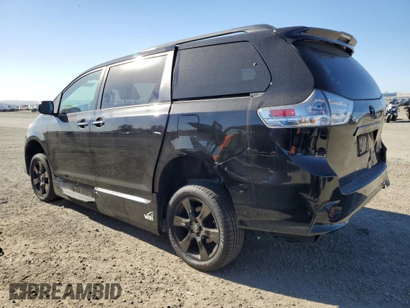 2020 Toyota Sienna SE with VIN 5TDXZ3DC2LS029818, listed as a Copart auction lot 88257995 with 55,027 mi miles and Salvage Title. Bid and sale history available at carsss.com. Image 2.