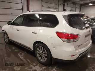 2015 Nissan Pathfinder SV z VIN 5N1AR2MM6FC707562, wystawiony jako IAAI lot #41583888 z przebiegiem 145 000 mil mil oraz . Historia ofert i sprzedaży dostępna na DreamBid. Obrazek 3.
