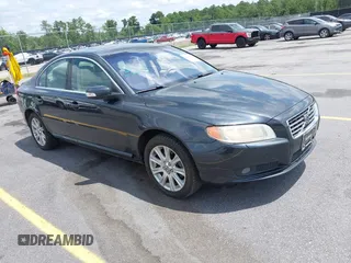 2009 Volvo S80 I6 with VIN YV1AS982891105816, listed as a IAAI auction lot 42468897 with 177,557 mi miles and . Bid and sale history available at DreamBid. Image 1.