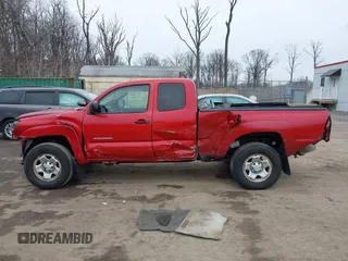 2009 Toyota Tacoma with VIN 5TEUU42NX9Z621023, listed as a IAAI auction lot 41551409 with 161,486 mi miles. Bid and sale history available at carsss.com. Image 14.