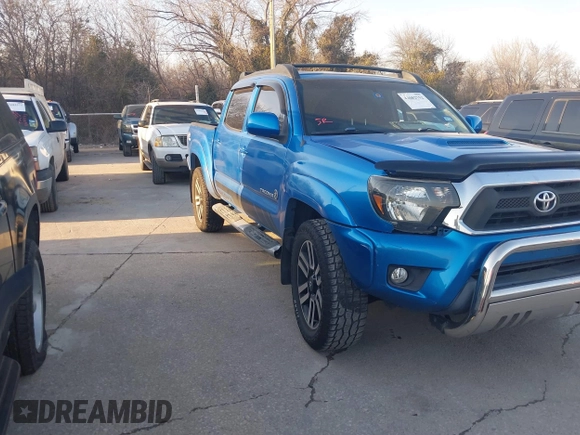2008 Toyota Tacoma PreRunner with VIN 3TMJU62N38M056852, listed as a IAAI auction lot 41682752 with 163,652 mi miles. Bid and sale history available at carsss.com. Image 1.