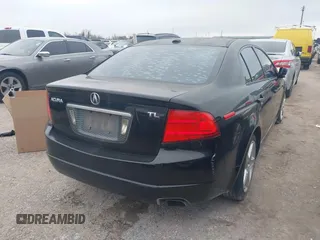 2004 Acura TL with VIN 19UUA66254A070332, listed as a IAAI auction lot 41627703 with 207,626 mi miles. Bid and sale history available at carsss.com. Image 4.