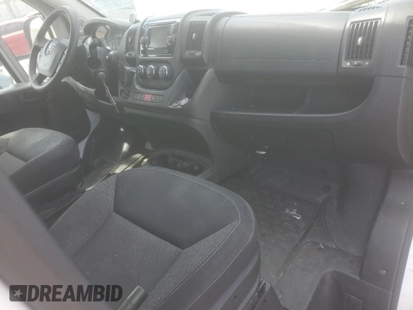 2016 Ram ProMaster Cargo with VIN 3C6URVJG2GE122559, listed as a Copart auction lot 55882015 with 340,773 mi miles and Clean Title. Bid and sale history available at DreamBid. Image 8.