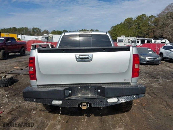 2013 Chevrolet Silverado 1500 LTZ with VIN 3GCPKTE76DG376798, listed as a IAAI auction lot 41463608 with NaN miles. Bid and sale history available at carsss.com. Image 17.