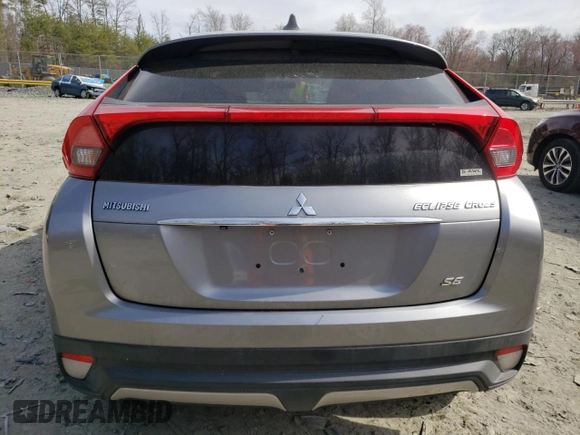 2018 Mitsubishi Eclipse Cross SE z VIN JA4AT5AA4JZ038449, wystawiony jako Copart lot #48662315 z przebiegiem 61 320 mil mil oraz Nie do naprawy. Historia ofert i sprzedaży dostępna na DreamBid. Obrazek 6.