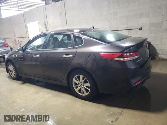 2018 Kia Optima LX with VIN KNAGT4L30J5239634, listed as a Copart auction lot 84121364 with 195,626 mi miles and Clean Title. Bid and sale history available at carsss.com. Image 2.