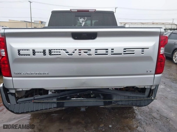 2020 Chevrolet Silverado 1500 LT with VIN 3GCPYDEK8LG296037, listed as a IAAI auction lot 41646290 with 57,128 mi miles. Bid and sale history available at carsss.com. Image 16.