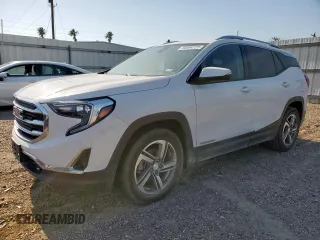 2021 GMC Terrain SLT z VIN 3GKALPEV0ML384335, wystawiony jako Copart lot #56004725 z przebiegiem 33 771 mil mil oraz Szkoda całkowita • Salvage title. Historia ofert i sprzedaży dostępna na DreamBid. Obrazek 1.
