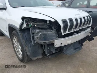 2017 Jeep Cherokee Latitude with VIN 1C4PJMCB4HW519173, listed as a IAAI auction lot 42207463 with 148,198 mi miles and . Bid and sale history available at DreamBid. Image 18.
