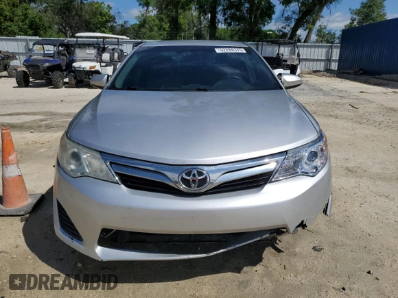 2014 Toyota Camry L with VIN 4T1BF1FK9EU431261, listed as a Copart auction lot 52288375 with 109,494 mi miles and Salvage Title. Bid and sale history available at DreamBid. Image 5.