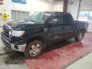 2013 Toyota Tundra z VIN 5TFUY5F10DX322562, wystawiony jako Copart lot #55564855 z przebiegiem 187 655 mil mil oraz Szkoda całkowita • Salvage title. Historia ofert i sprzedaży dostępna na DreamBid. Obrazek 1.