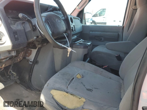 2011 Ford Econoline Cargo Commercial z VIN 1FTNE2EW8BDA87772, wystawiony jako Copart lot #56760605 z przebiegiem 190 358 mil mil oraz Szkoda całkowita • Salvage title. Historia ofert i sprzedaży dostępna na DreamBid. Obrazek 7.