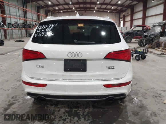 2015 Audi Q5 Premium Plus with VIN WA1DGAFP1FA106932, listed as a IAAI auction lot 41563975 with 108,646 mi miles. Bid and sale history available at carsss.com. Image 16.