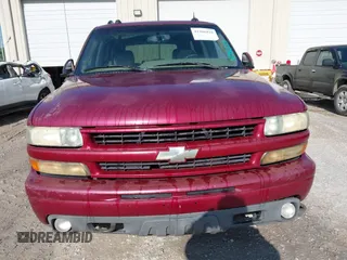2004 Chevrolet Tahoe Z71 z VIN 1GNEK13T14R275140, wystawiony jako IAAI lot #41986825 z przebiegiem 256 057 mil mil oraz . Historia ofert i sprzedaży dostępna na DreamBid. Obrazek 6.