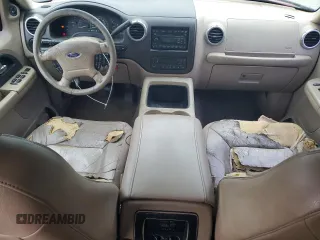 2003 Ford Expedition Eddie Bauer с VIN 1FMFU17L23LB34138, выставлен на аукционе Copart как лот 56246555 с пробегом 221 758 миль миль и Списание • Salvage title. История ставок и продаж доступна на DreamBid. Изображение 8.