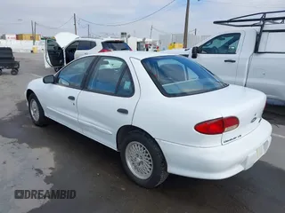 1995 Chevrolet Cavalier LS z VIN 1G1JF5245S7207731, wystawiony jako IAAI lot #42366121 z przebiegiem 125 163 mil mil oraz . Historia ofert i sprzedaży dostępna na DreamBid. Obrazek 3.