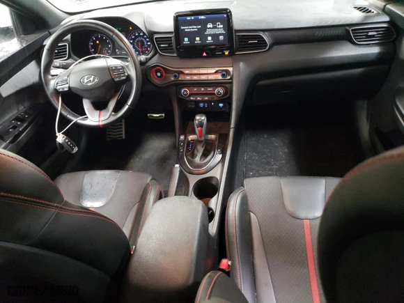 2020 Hyundai Veloster Turbo with VIN KMHTH6AB8LU028470, listed as a Copart auction lot 49421485 with 33,519 mi miles and Salvage Title. Bid and sale history available at carsss.com. Image 8.
