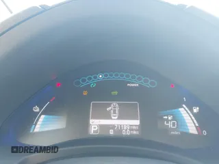 2015 Nissan LEAF S с VIN 1N4AZ0CP3FC322339, выставлен на аукционе IAAI как лот 42060240 с пробегом 71 189 миль миль и . История ставок и продаж доступна на DreamBid. Изображение 17.