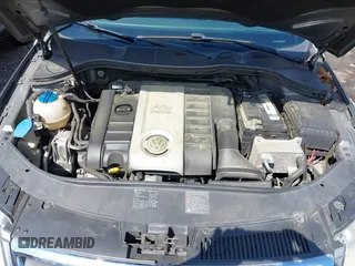 2008 Volkswagen Passat Komfort with VIN WVWAK73C48E145599, listed as a IAAI auction lot 42005894 with 158,147 mi miles and . Bid and sale history available at DreamBid. Image 10.