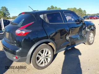 2015 Nissan Juke S with VIN JN8AF5MR5FT509408, listed as a IAAI auction lot 40839984 with 205,528 mi miles. Bid and sale history available at carsss.com. Image 4.