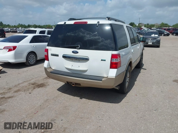 2014 Ford Expedition XLT z VIN 1FMJU1H56EEF25651, wystawiony jako IAAI lot #42542059 z przebiegiem 278 016 mil mil oraz . Historia ofert i sprzedaży dostępna na DreamBid. Obrazek 4.